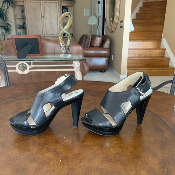 Shoes - Picture 3 of 5